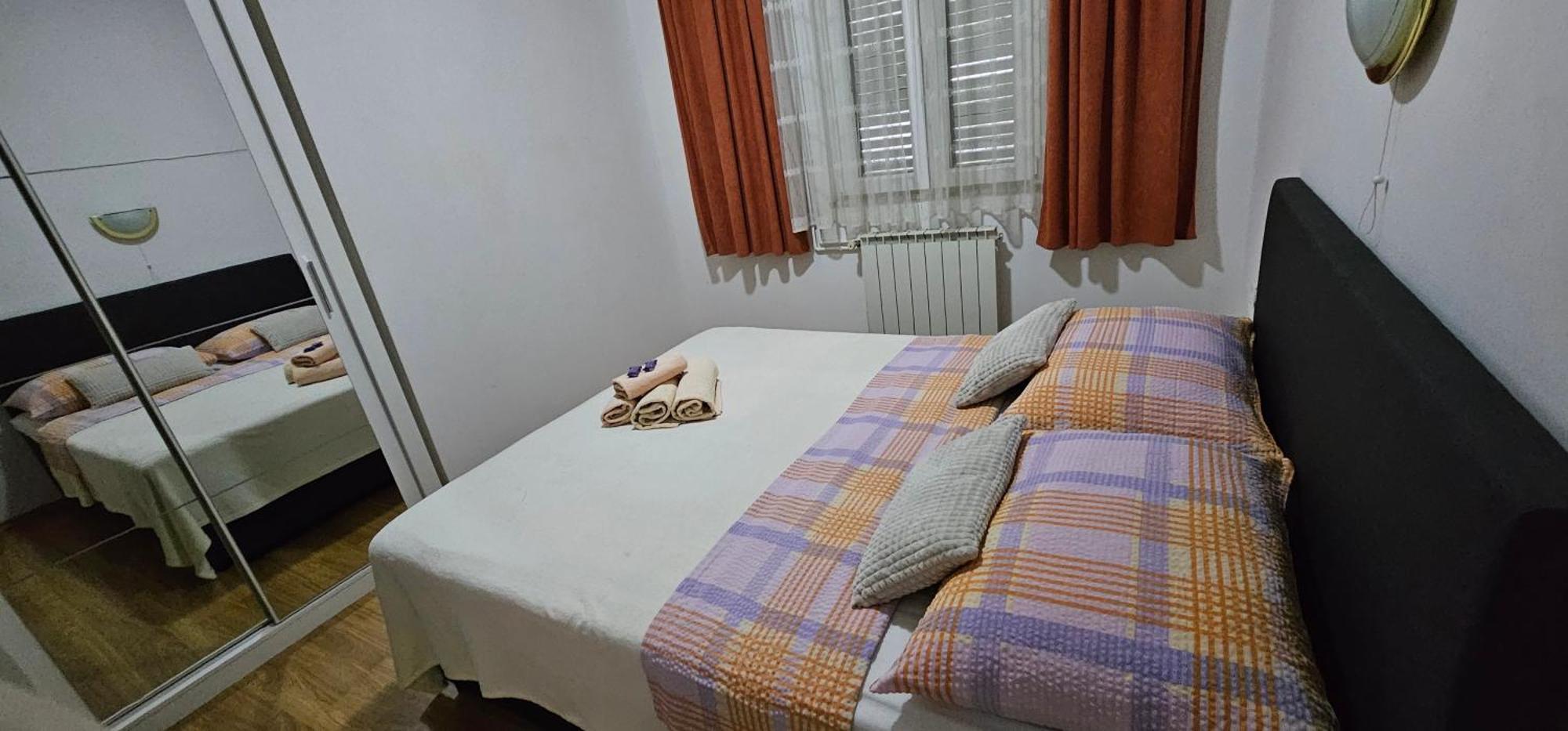 Apartman Pida Primošten Exteriör bild